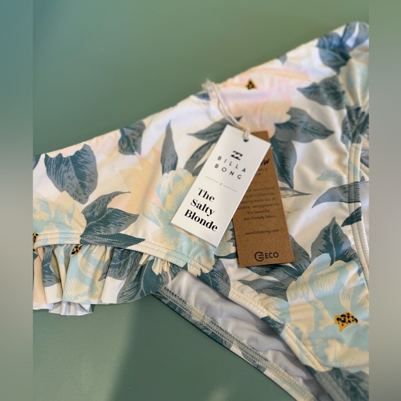 ✨ Billabong x Salty Blonde Maui Rider Bikini Set - NWT - Size detailed below ✨ - Picture 9 of 16